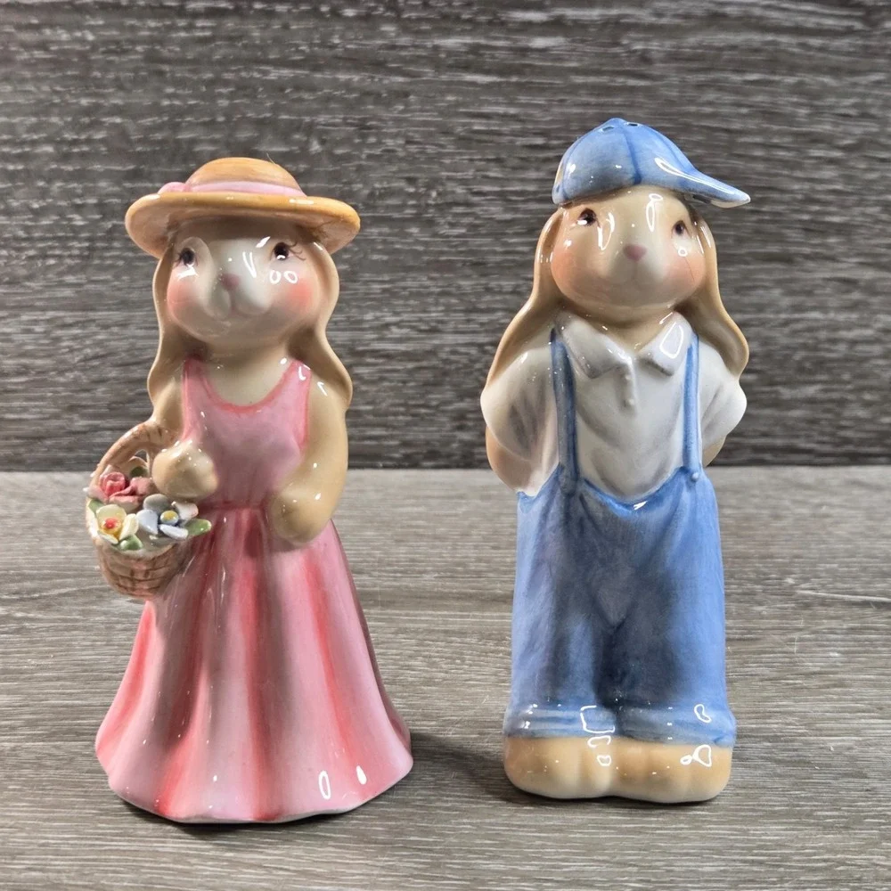 Appletree Design Ceramic Bunny Rabbit Salt Pepper Shakers Easter Spring Set